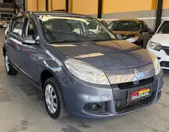 RENAULT SANDERO 1.0 EXPRESSION 16V FLEX 4P MANUAL RENAULT SANDERO 1.0 EXPRESSION 16V FLEX 4P MANUAL
