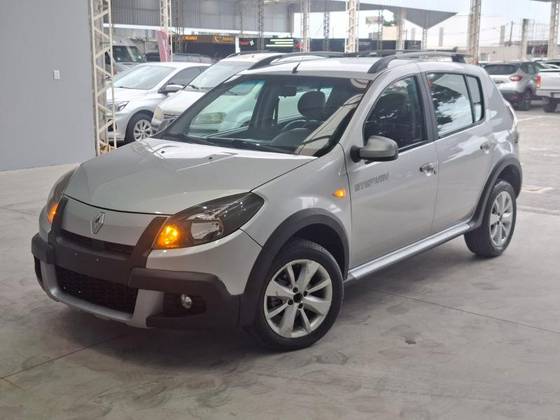 RENAULT SANDERO 1.6 STEPWAY 16V FLEX 4P AUTOMÁTICO