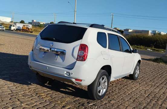 RENAULT-DUSTER-2013