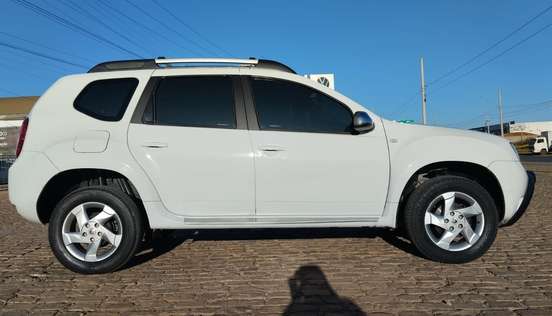 RENAULT-DUSTER-2013