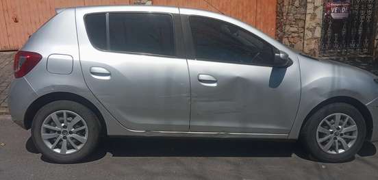 RENAULT-SANDERO-1.0 EXPRESSION 16V FLEX 4P MANUAL RENAULT-SANDERO-2016