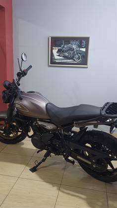 ROYAL ENFIELD GUERRILLA 450 