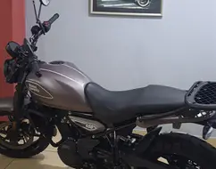 ROYAL ENFIELD GUERRILLA 450 ROYAL ENFIELD GUERRILLA 450