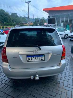 TOYOTA-COROLLA-2006