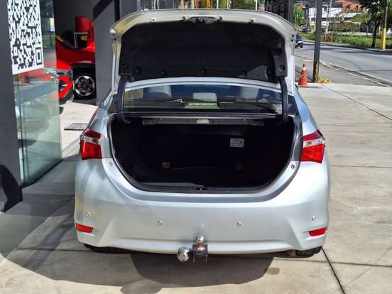 TOYOTA-COROLLA-1.8 GLI 16V FLEX 4P AUTOMÁTICO TOYOTA-COROLLA-2015
