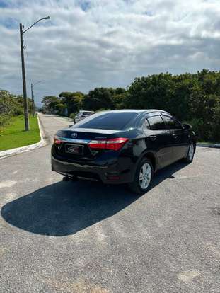 TOYOTA-COROLLA-2015