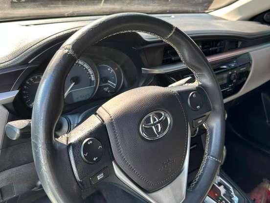 TOYOTA-COROLLA-1.8 GLI 16V FLEX 4P AUTOMÁTICO TOYOTA-COROLLA-2015