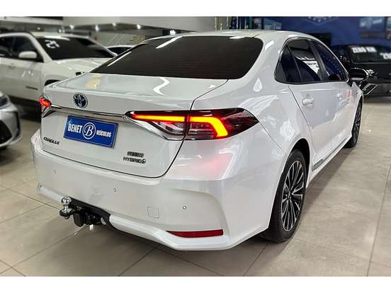 TOYOTA-COROLLA-2023