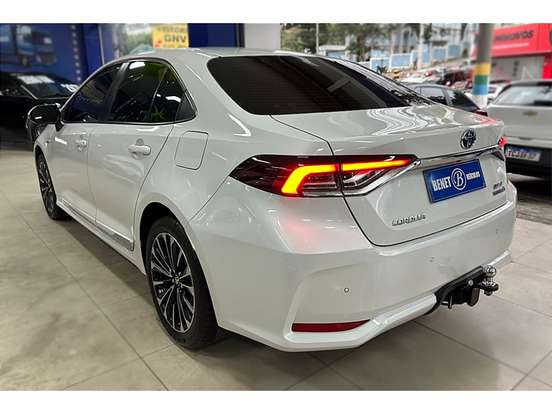 TOYOTA-COROLLA-2023