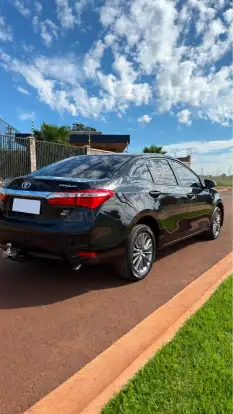 TOYOTA-COROLLA-2015