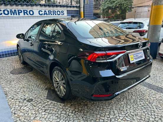 TOYOTA-COROLLA-2023