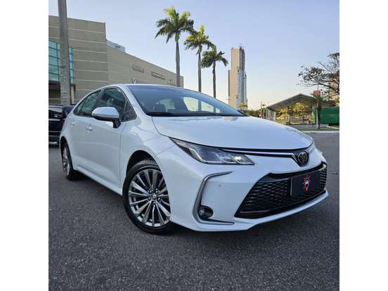 TOYOTA-COROLLA-2024