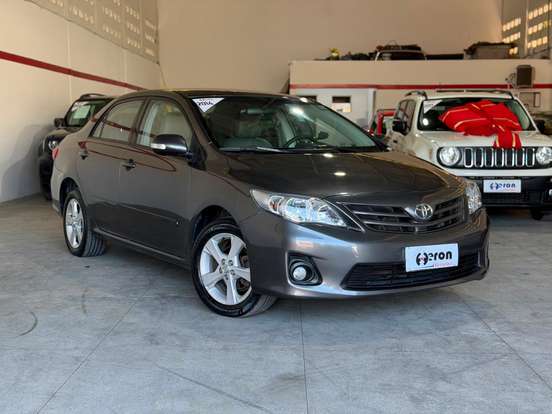 TOYOTA-COROLLA-2013