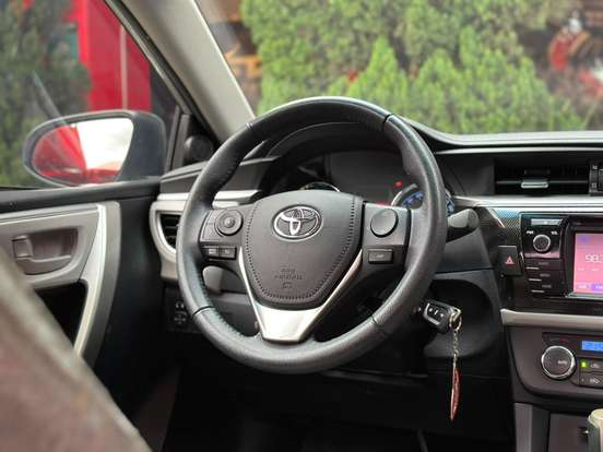 TOYOTA-COROLLA-2014