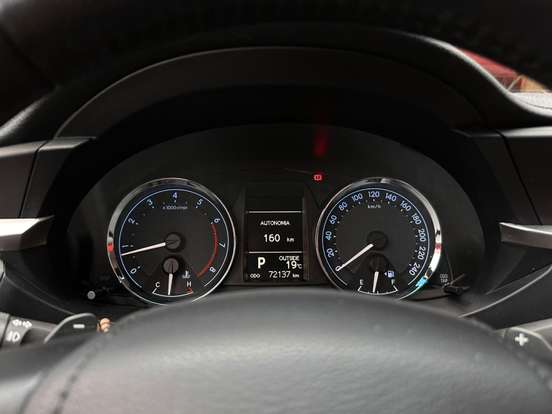 TOYOTA-COROLLA-2014
