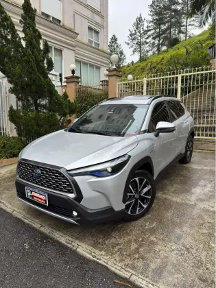 TOYOTA COROLLA CROSS 1.8 VVT-I HYBRID FLEX XRX CVT