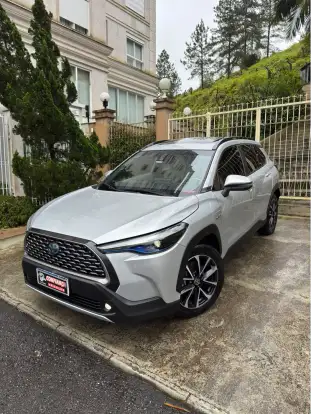 TOYOTA-COROLLA CROSS-2022