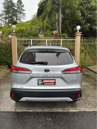 TOYOTA-COROLLA CROSS-2022