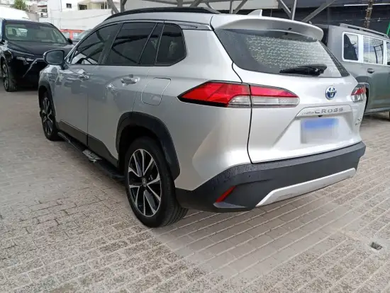 TOYOTA-COROLLA CROSS-2021