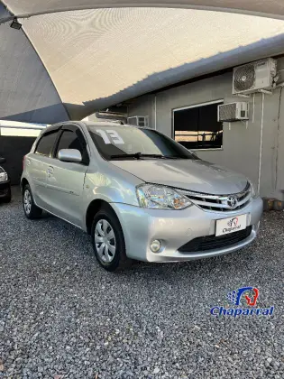 TOYOTA ETIOS 1.3 XS 16V FLEX 4P MANUAL