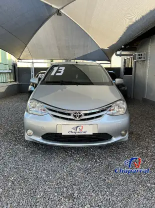 TOYOTA-ETIOS-2013
