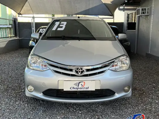 TOYOTA-ETIOS-1.3 XS 16V FLEX 4P MANUAL TOYOTA-ETIOS-2013
