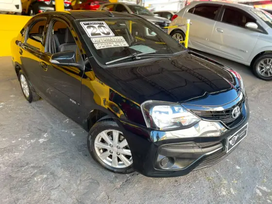 TOYOTA ETIOS 1.5 X PLUS SEDAN 16V FLEX 4P AUTOMÁTICO