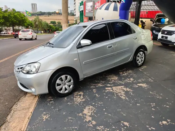 TOYOTA ETIOS 1.5 XS SEDAN 16V FLEX 4P MANUAL