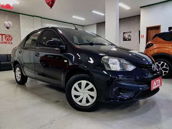 TOYOTA-ETIOS-2019