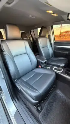 TOYOTA-HILUX-2019