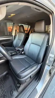 TOYOTA-HILUX-2019
