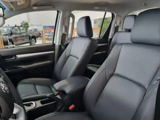 TOYOTA-HILUX-2026