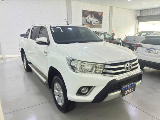 TOYOTA HILUX 2.7 SR 4X2 CD 16V FLEX 4P AUTOMÁTICO