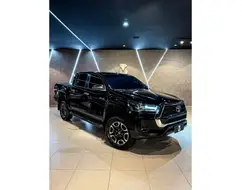TOYOTA HILUX 2.8 D-4D TURBO DIESEL CD SRV 4X4 AUTOMÁTICO TOYOTA HILUX 2.8 D-4D TURBO DIESEL CD SRV 4X4 AUTOMÁTICO