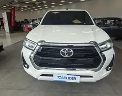 TOYOTA HILUX 2.8 D-4D TURBO DIESEL CD SRV 4X4 AUTOMÁTICO TOYOTA HILUX 2.8 D-4D TURBO DIESEL CD SRV 4X4 AUTOMÁTICO
