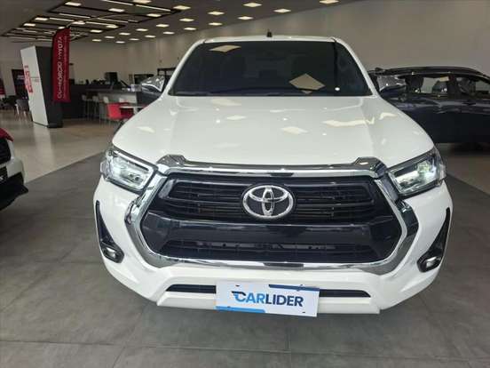 TOYOTA-HILUX-2024