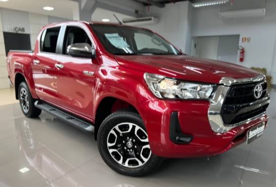 TOYOTA HILUX 2.8 D-4D TURBO DIESEL CD SRV 4X4 AUTOMÁTICO