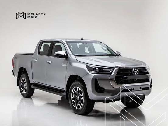TOYOTA-HILUX-2.8 D-4D TURBO DIESEL CD SRX 4X4 AUTOMÁTICO TOYOTA-HILUX-2026