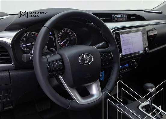 TOYOTA-HILUX-2026