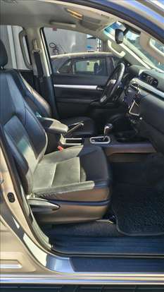 TOYOTA-HILUX-2.8 D-4D TURBO DIESEL CD SRX LIMITED 4X4 AUTOMÁTICO TOYOTA-HILUX-2022