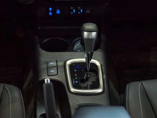 TOYOTA-HILUX-2026