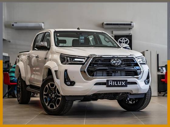 TOYOTA HILUX 2.8 D-4D TURBO DIESEL CD SRX PLUS 4X4 AUTOMÁTICO