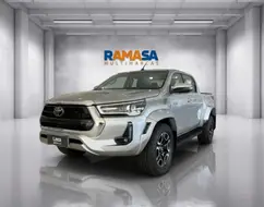 TOYOTA HILUX 2.8 D-4D TURBO DIESEL CD SRX PLUS 4X4 AUTOMÁTICO TOYOTA HILUX 2.8 D-4D TURBO DIESEL CD SRX PLUS 4X4 AUTOMÁTICO