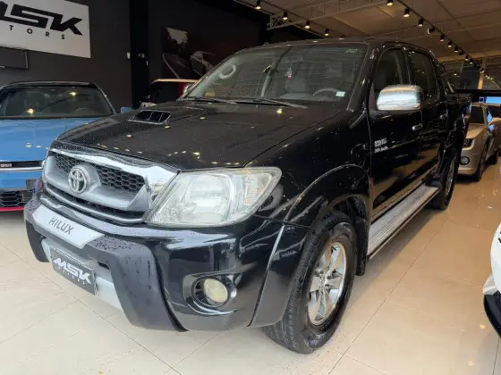 TOYOTA HILUX 3.0 SRV 4X4 CD 16V TURBO INTERCOOLER DIESEL 4P AUTOMÁTICO