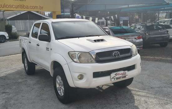 TOYOTA-HILUX-2010