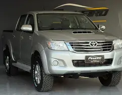 TOYOTA HILUX 3.0 SRV 4X4 CD 16V TURBO INTERCOOLER DIESEL 4P MANUAL TOYOTA HILUX 3.0 SRV 4X4 CD 16V TURBO INTERCOOLER DIESEL 4P MANUAL
