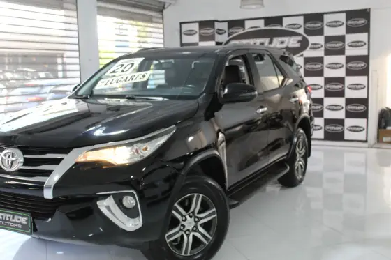 TOYOTA HILUX SW4 2.7 SRV 7 LUGARES 4X2 16V FLEX 4P AUTOMÁTICO
