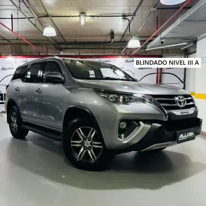 TOYOTA HILUX SW4 2.7 SRV 7 LUGARES 4X2 16V FLEX 4P AUTOMÁTICO