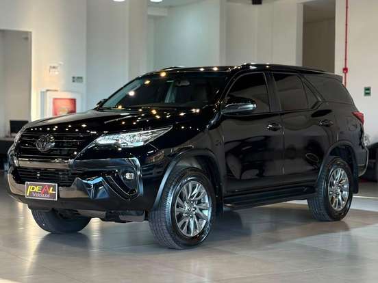 TOYOTA-HILUX SW4-2018