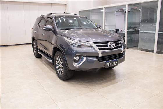 TOYOTA HILUX SW4 2.8 SRX 4X4 16V TURBO INTERCOOLER DIESEL 4P AUTOMÁTICO